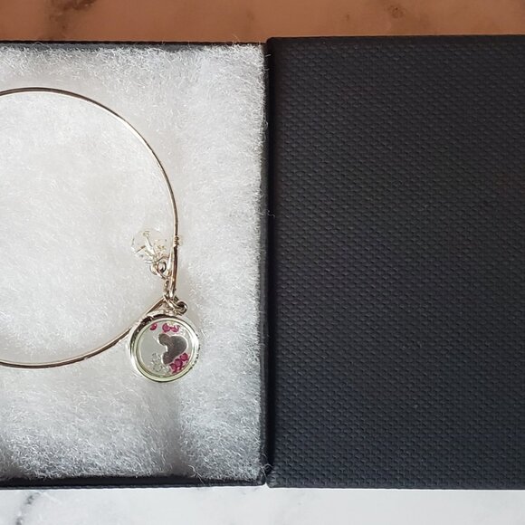 Silver Plated Mickey Mouse Disney Charm Bracelet with Swarovski crystal EXC - Picture 4 of 4